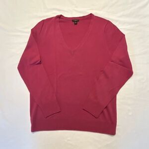 Ann Taylor | Merino Wool V-Neck Sweater | Women’s XL | Fuchsia Pink | Classic